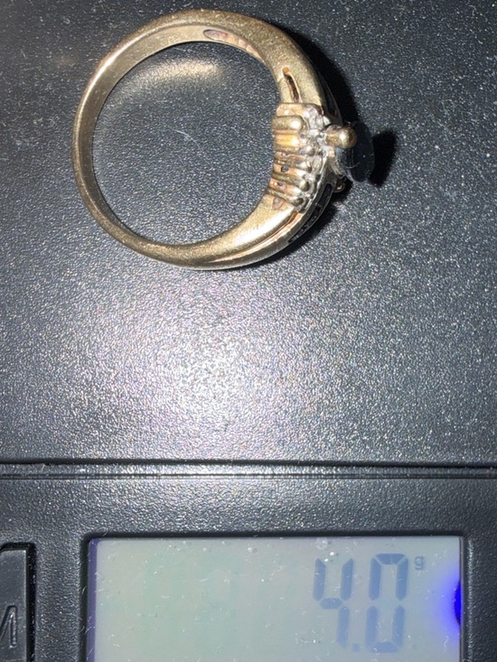 Vintage 10 karat yellow gold, Sapphire, and Diamond ring Sz 7 - Picture 12 of 17